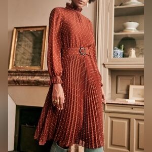 Sezane Muse Dress in Moka